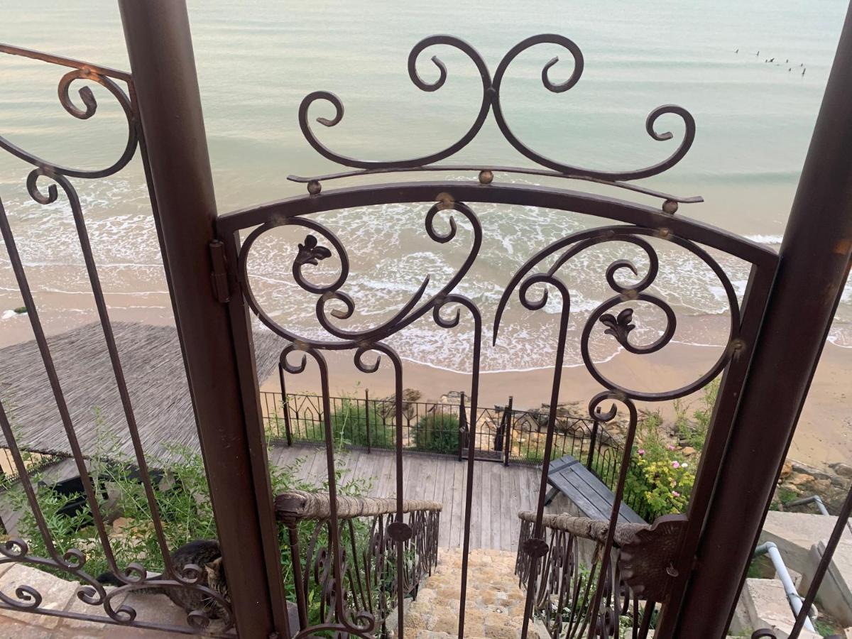 Guest House Dacha Nova Dofinivka Екстериор снимка